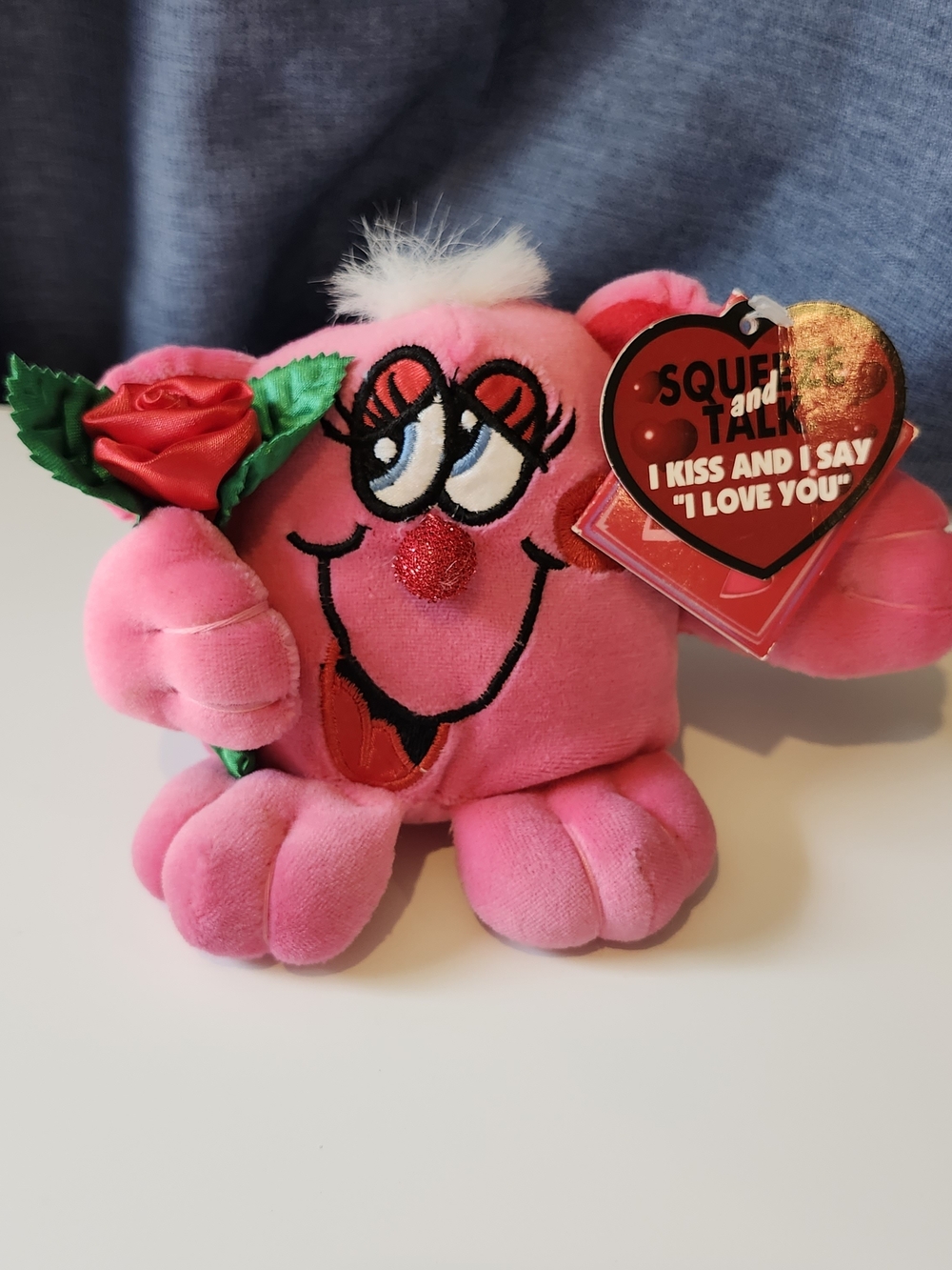 Vintage Dan Dee Squeeze and Talk Pink Smiley Valentine Plush NEW With Tags